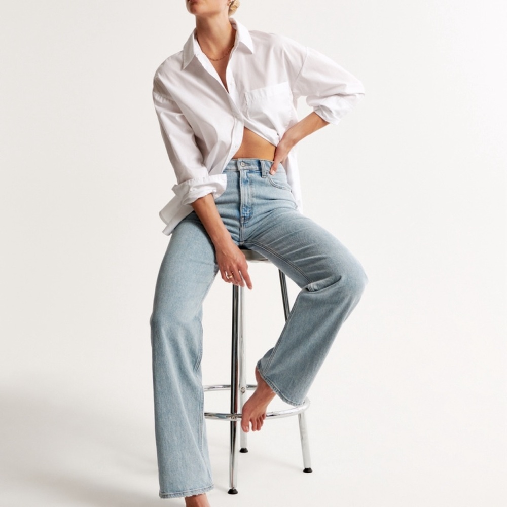 Abercrombie high rise 90s relaxed jeans - curve love size 28